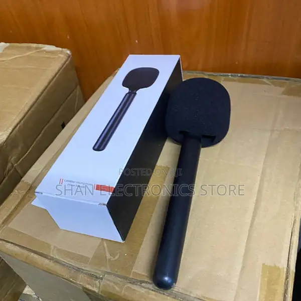 Plug and Play Wireless Lavalier Microphone With Noise Reduction