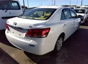 Toyota Premio 2020 Off white