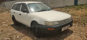Toyota Corolla 2001 White