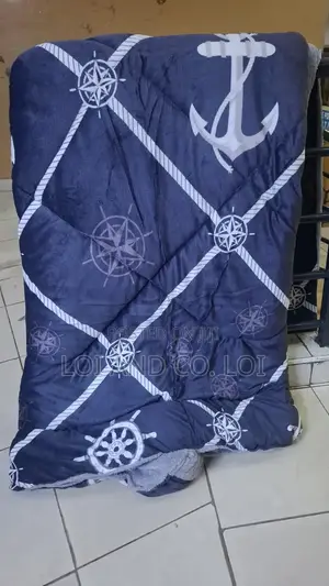 *Available Single Woolen Duvet*No Pillowcases No Bedsheets 5*6