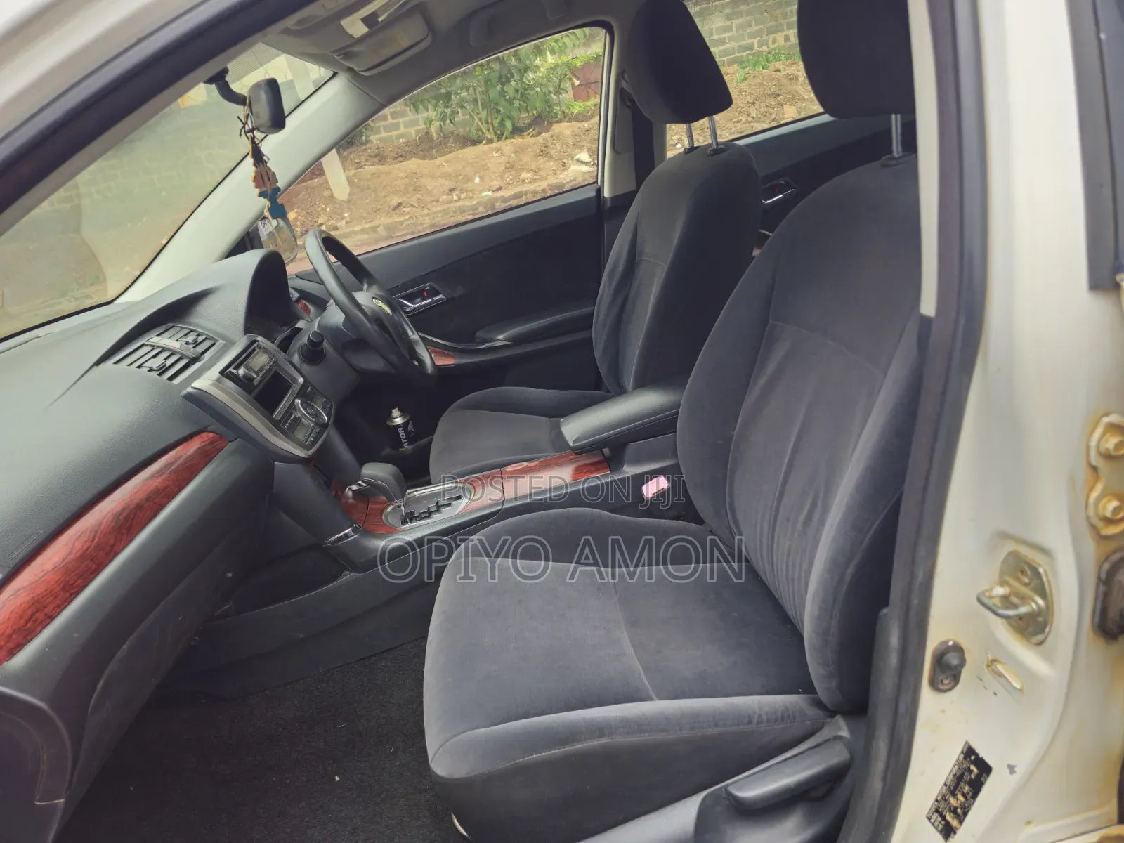 Toyota Premio 2009 White