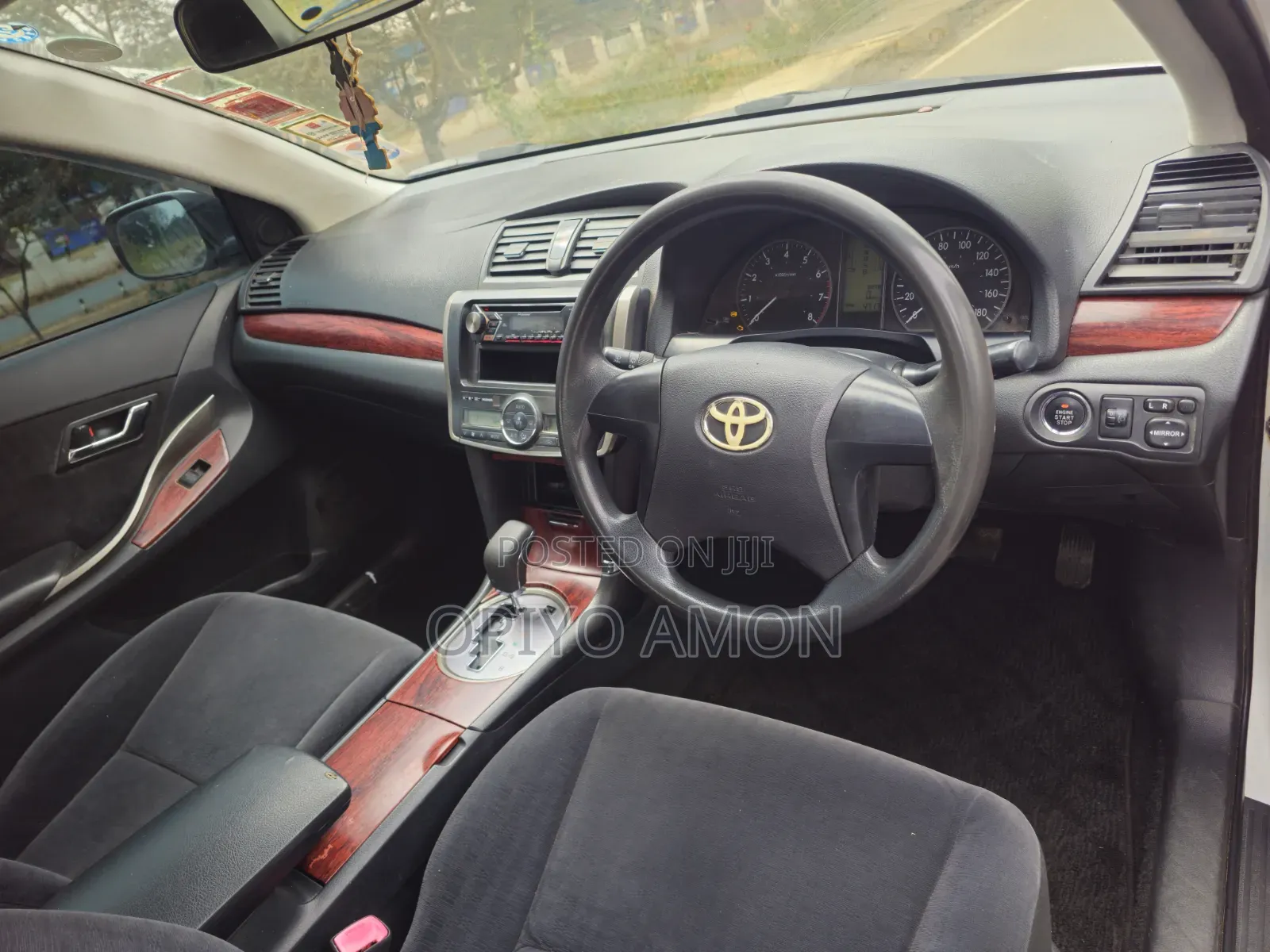 Toyota Premio 2009 White