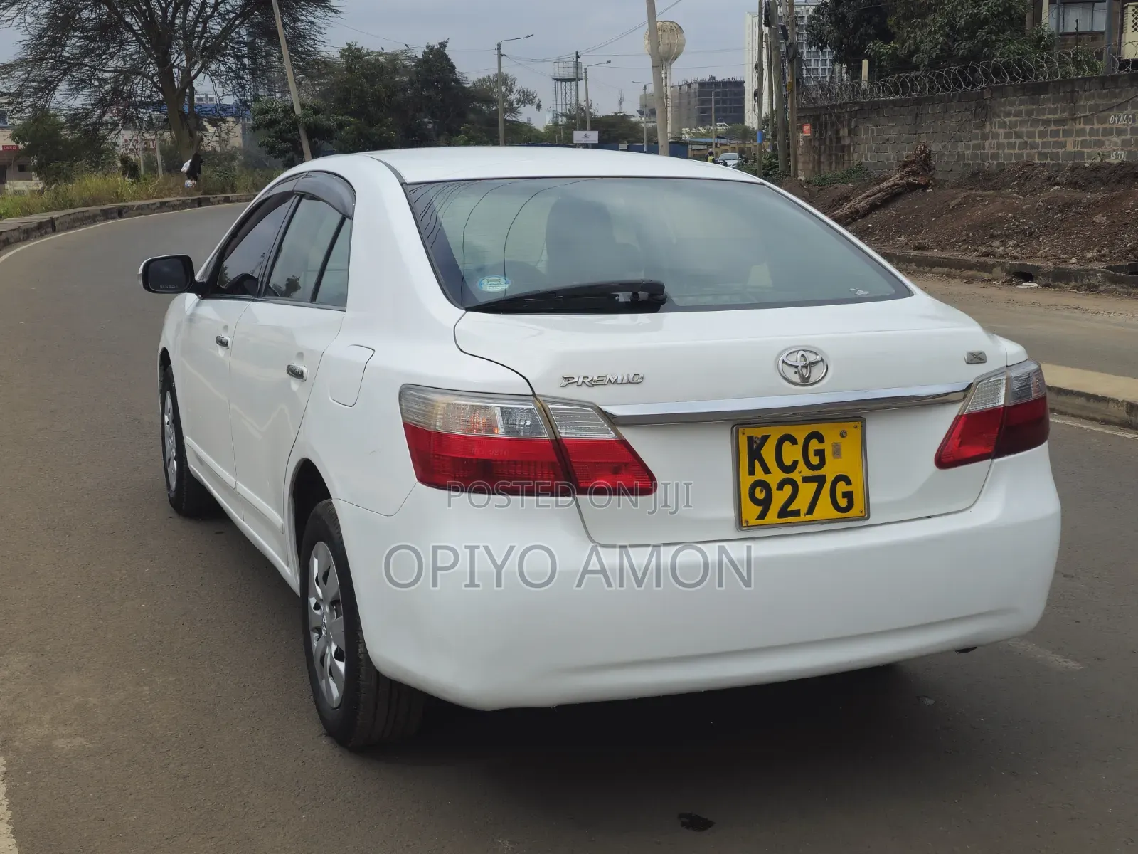 Toyota Premio 2009 White