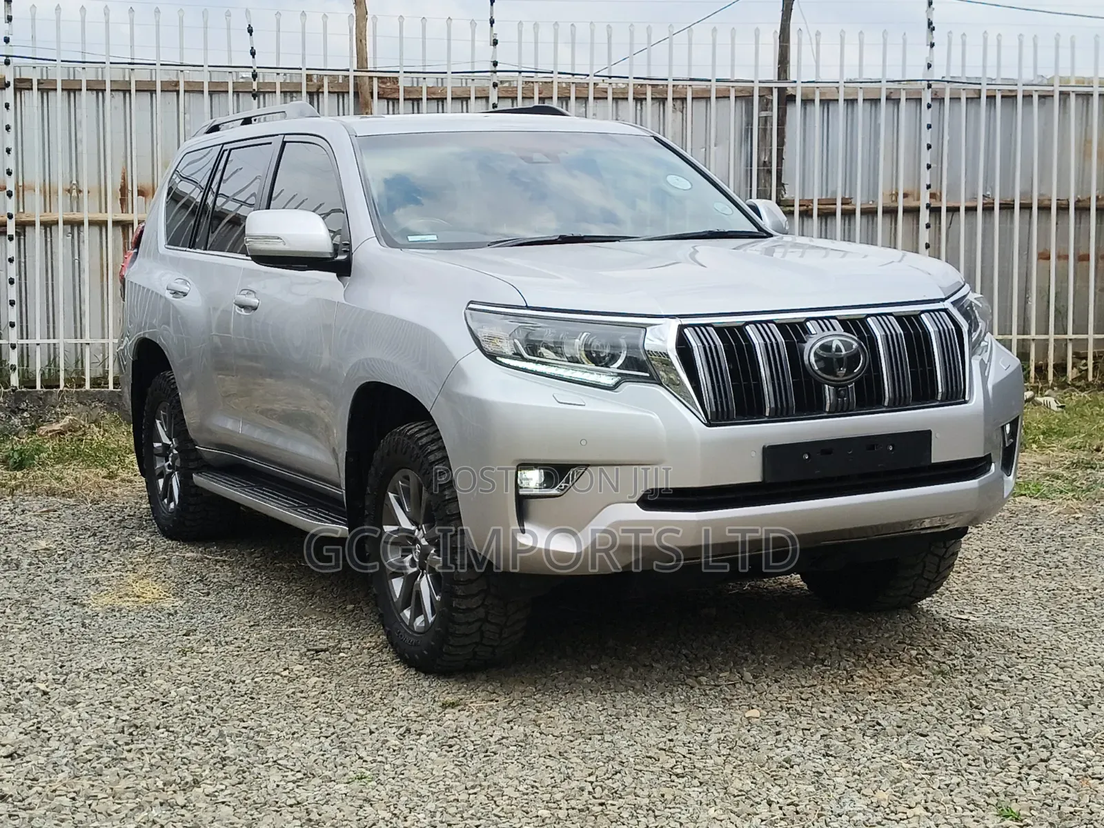 Toyota Land Cruiser Prado 2019 Silver