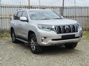 Toyota Land Cruiser Prado 2019 Silver