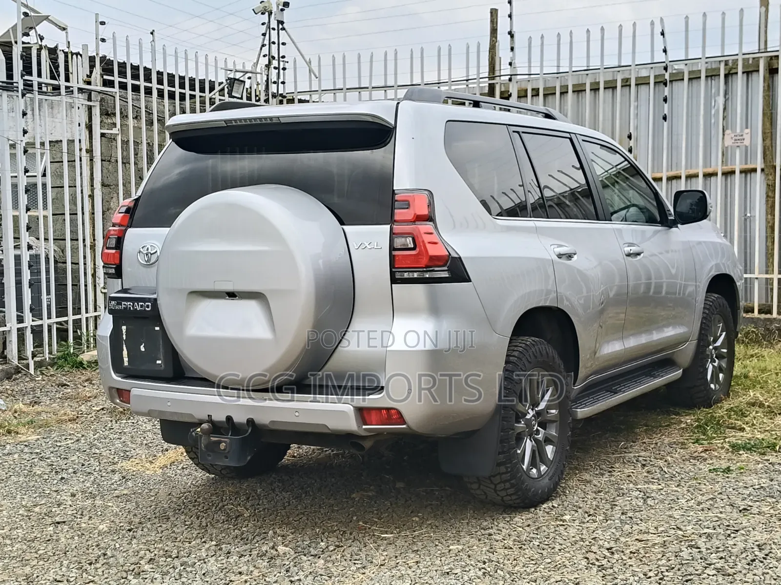 Toyota Land Cruiser Prado 2019 Silver