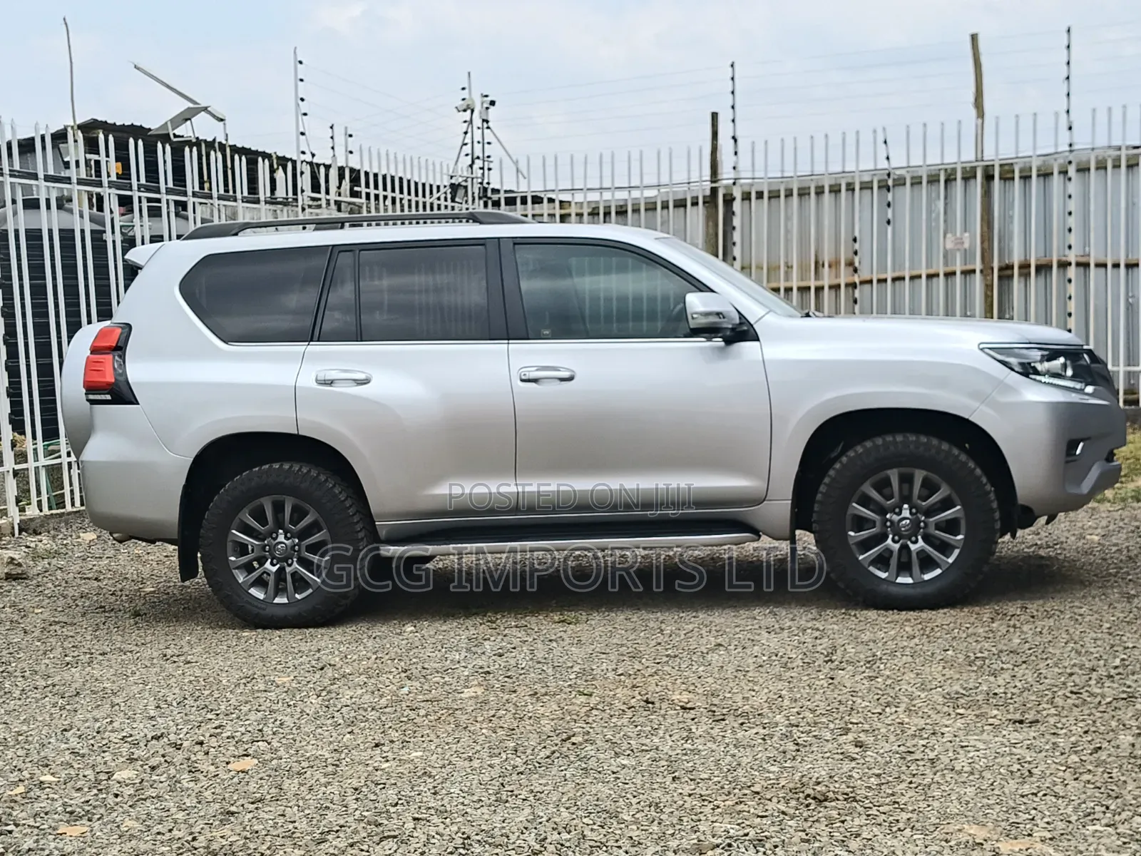 Toyota Land Cruiser Prado 2019 Silver