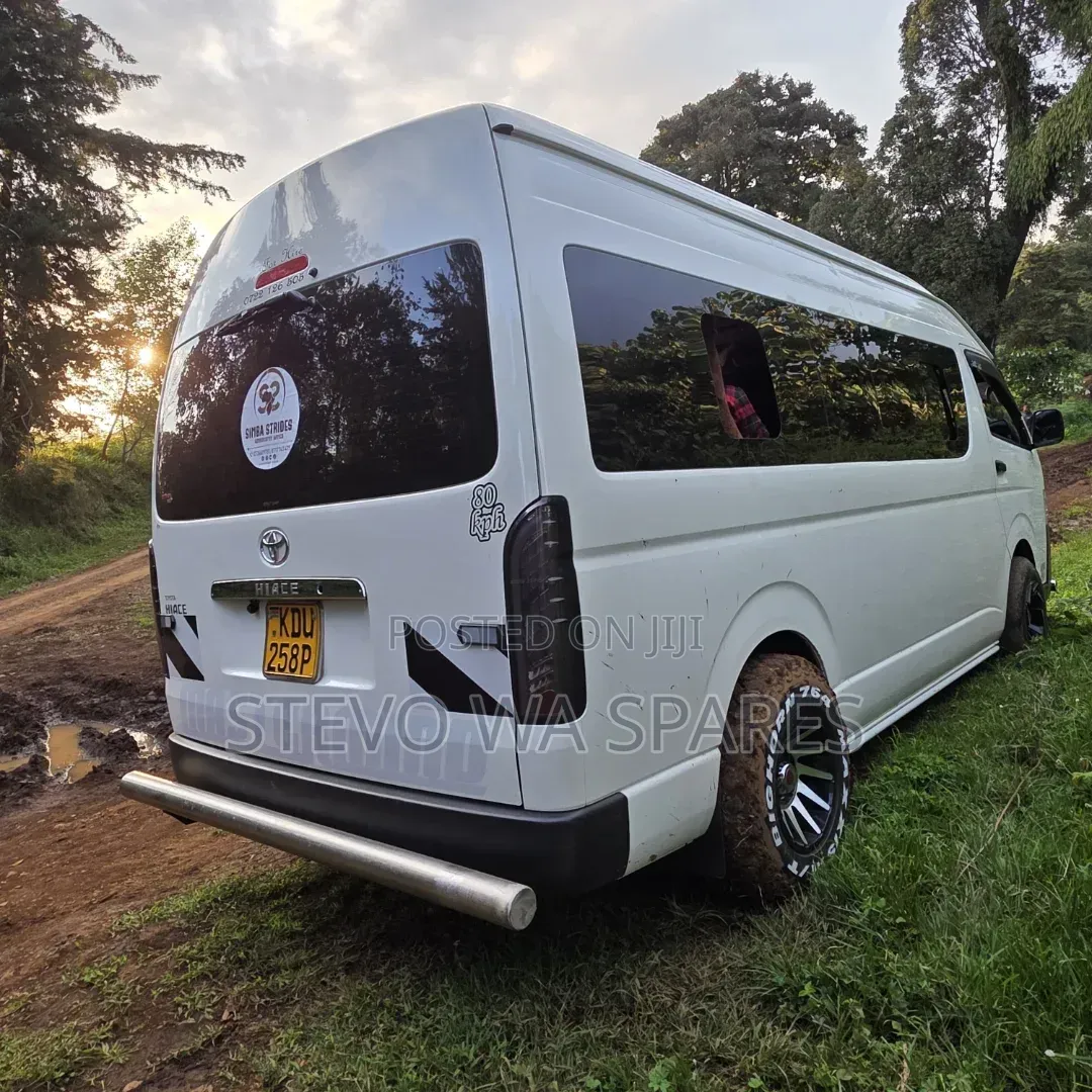 18 Seater Van for Hire