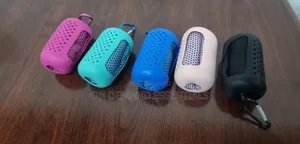 Portable Sports Quick Dry Cool Towel in Silicone Pocket
