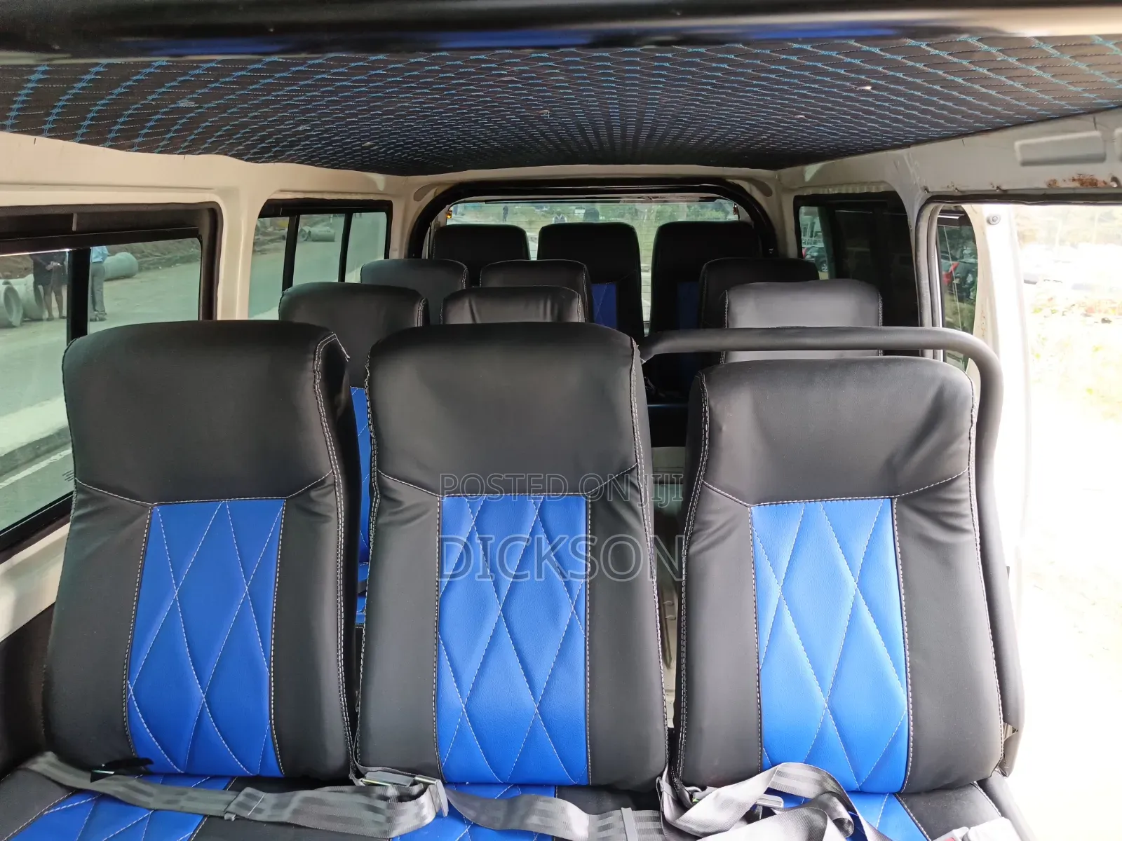 Toyota HiAce 2014 White