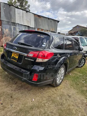 Subaru Outback 2010 Black