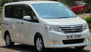 Nissan Serena 2012