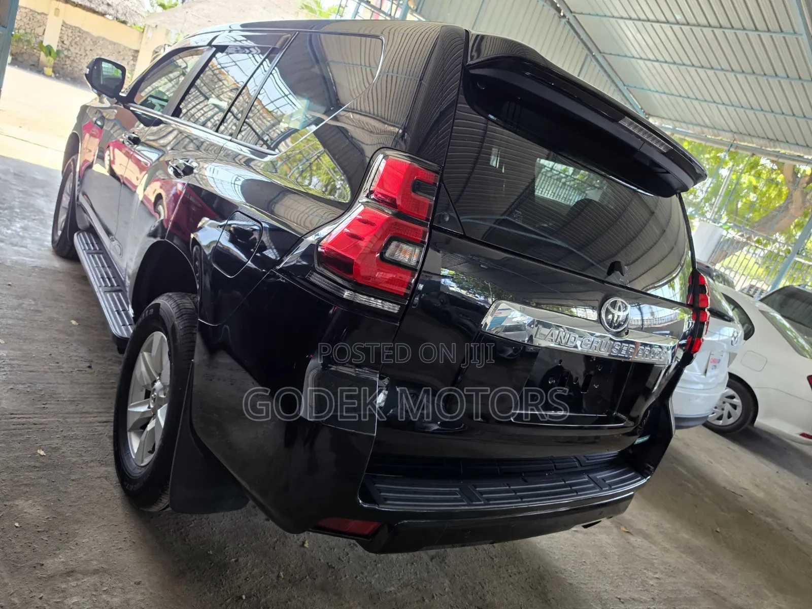 Toyota Land Cruiser Prado 2021 Black