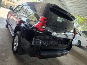 Toyota Land Cruiser Prado 2021 Black