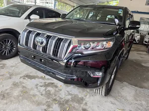 Toyota Land Cruiser Prado 2021 Black