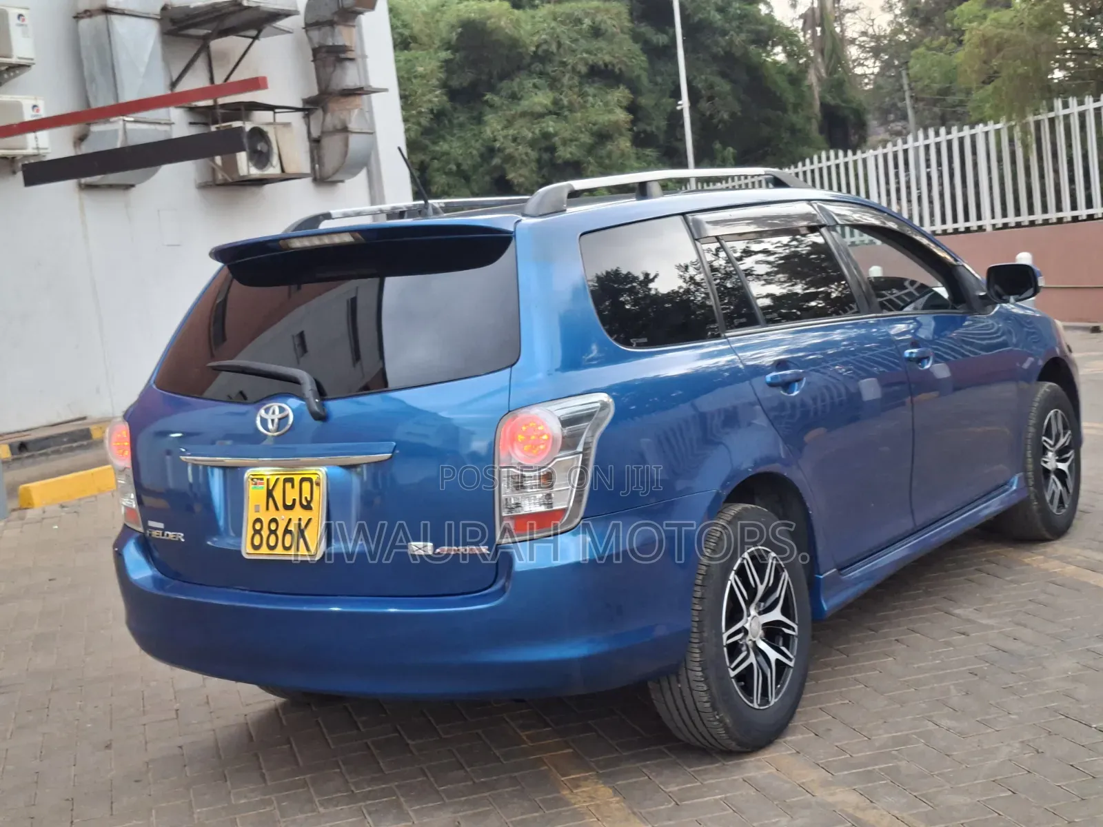 Toyota Corolla Fielder 2011 Blue