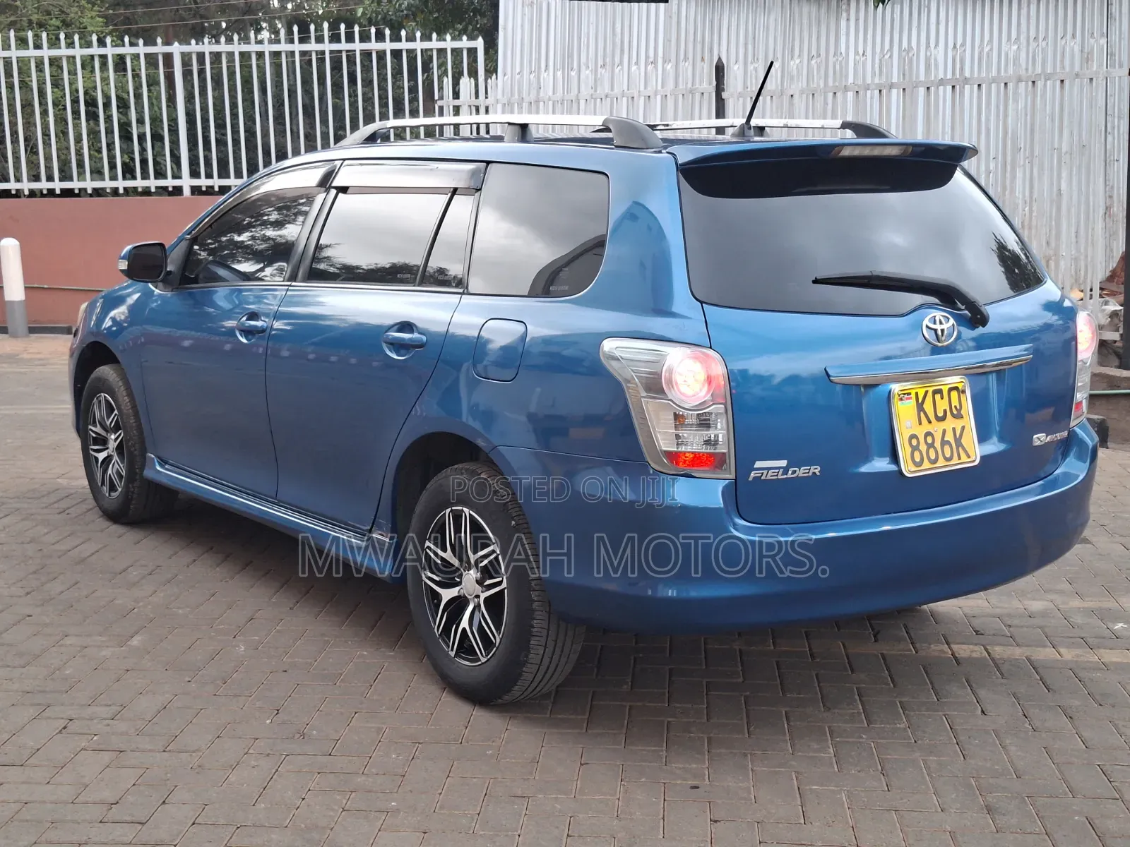 Toyota Corolla Fielder 2011 Blue