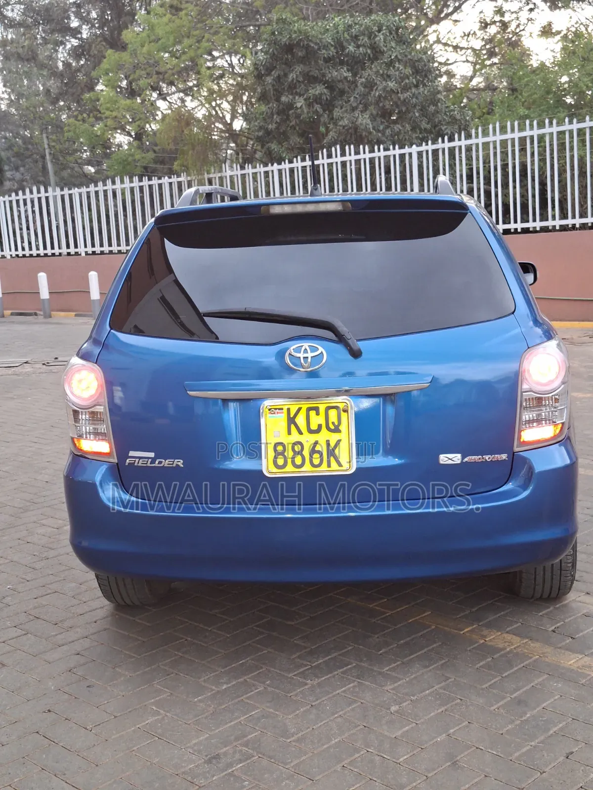 Toyota Corolla Fielder 2011 Blue