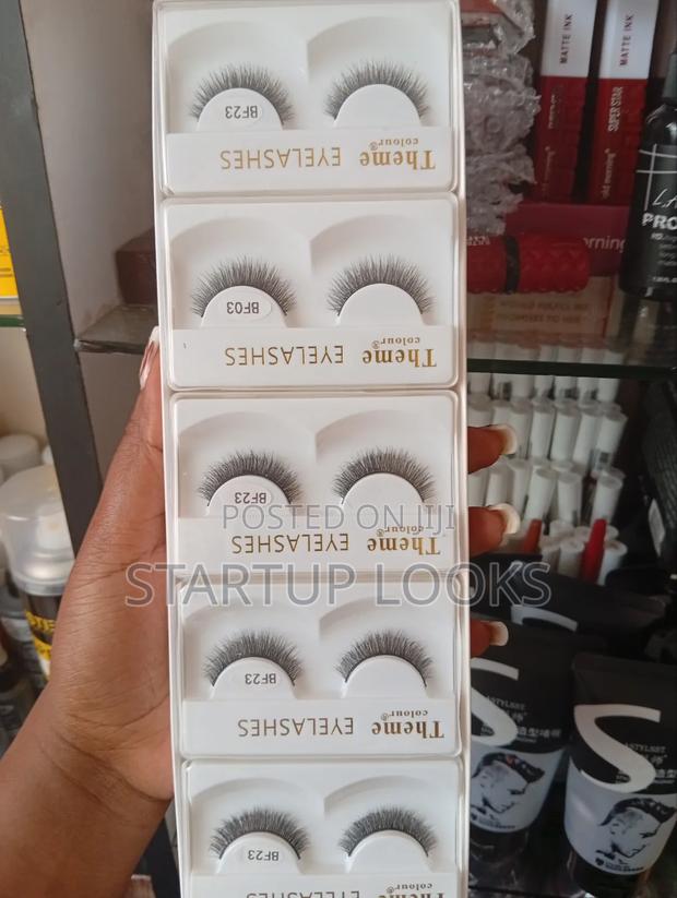 Natural Eyelashes Pair Glamorous - thumbnail 2