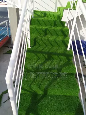 Green Artificial Lawn for Outdoor Decoration and Landscaping
