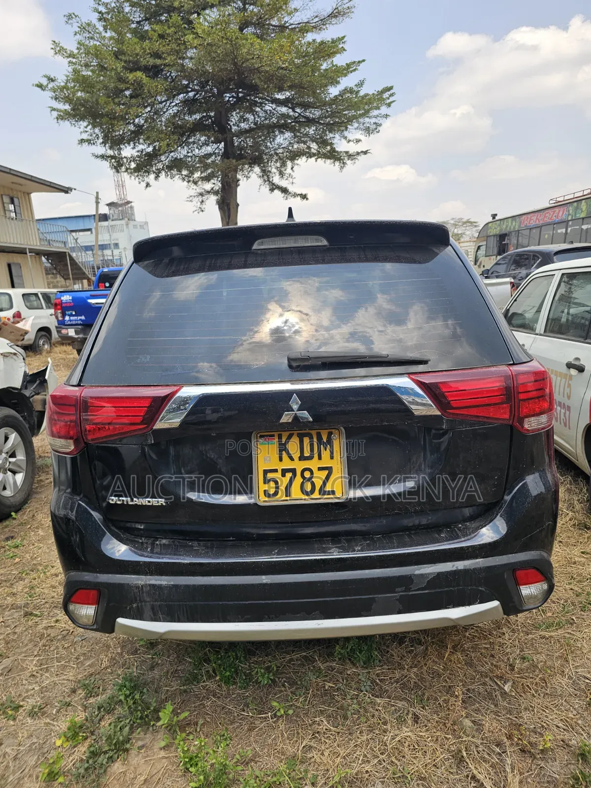 Mitsubishi Outlander 2016 Black