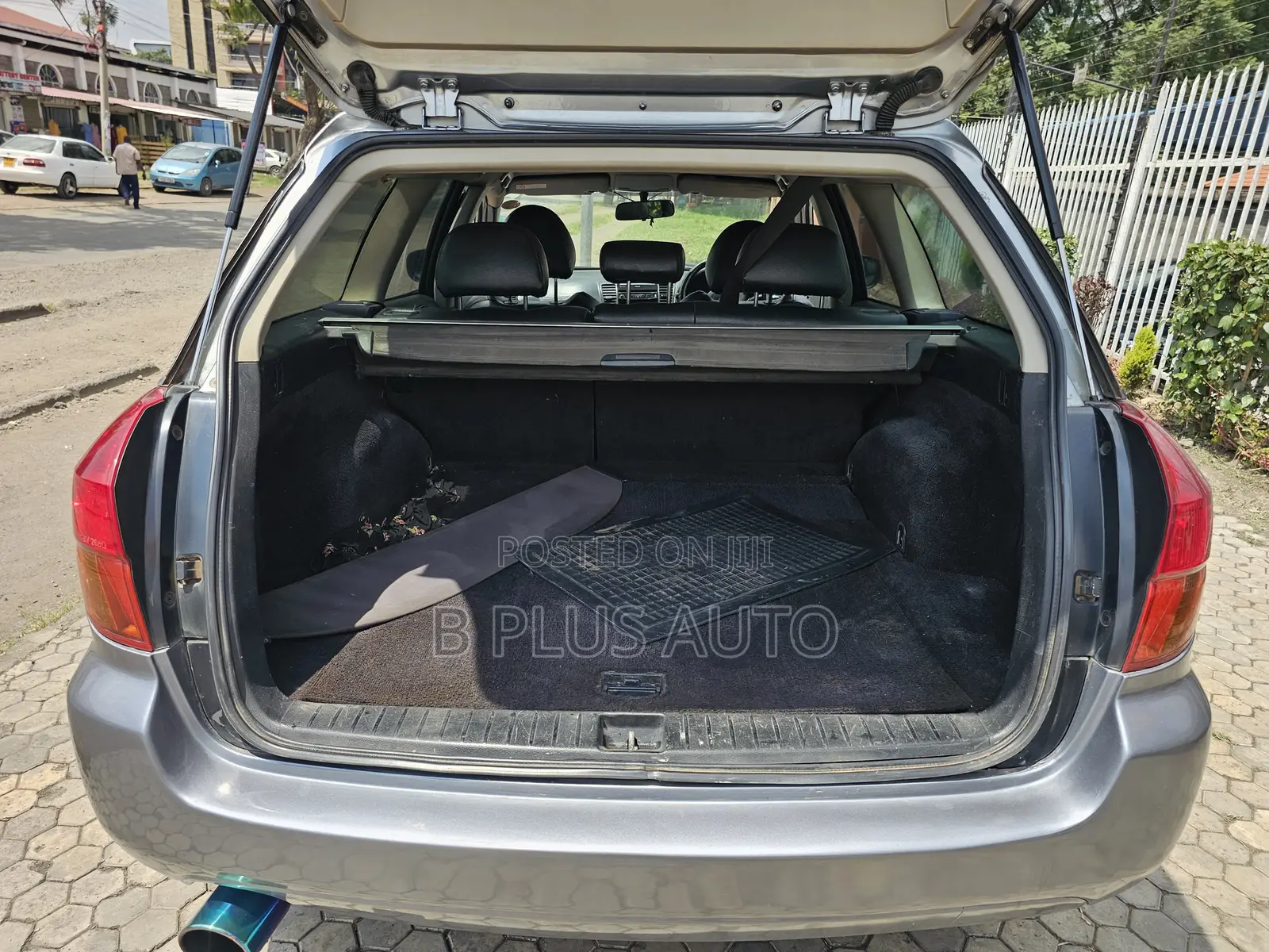 Subaru Legacy 2006 Gray