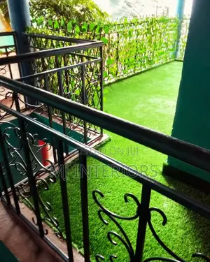 Artificial Turf for Garden Transformation and Outdoor Decoration