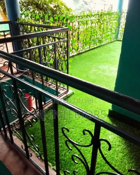 Artificial Turf for Garden Transformation and Outdoor Decoration