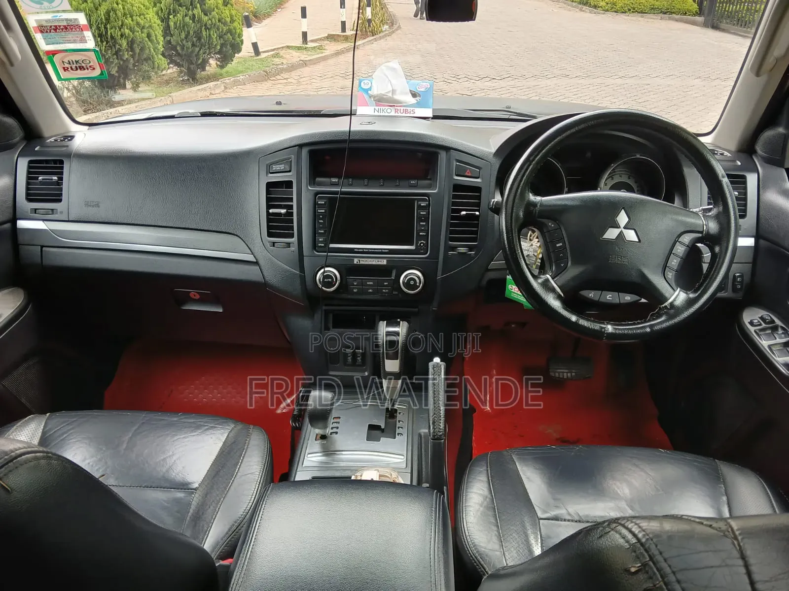 Mitsubishi Pajero 2012 Black