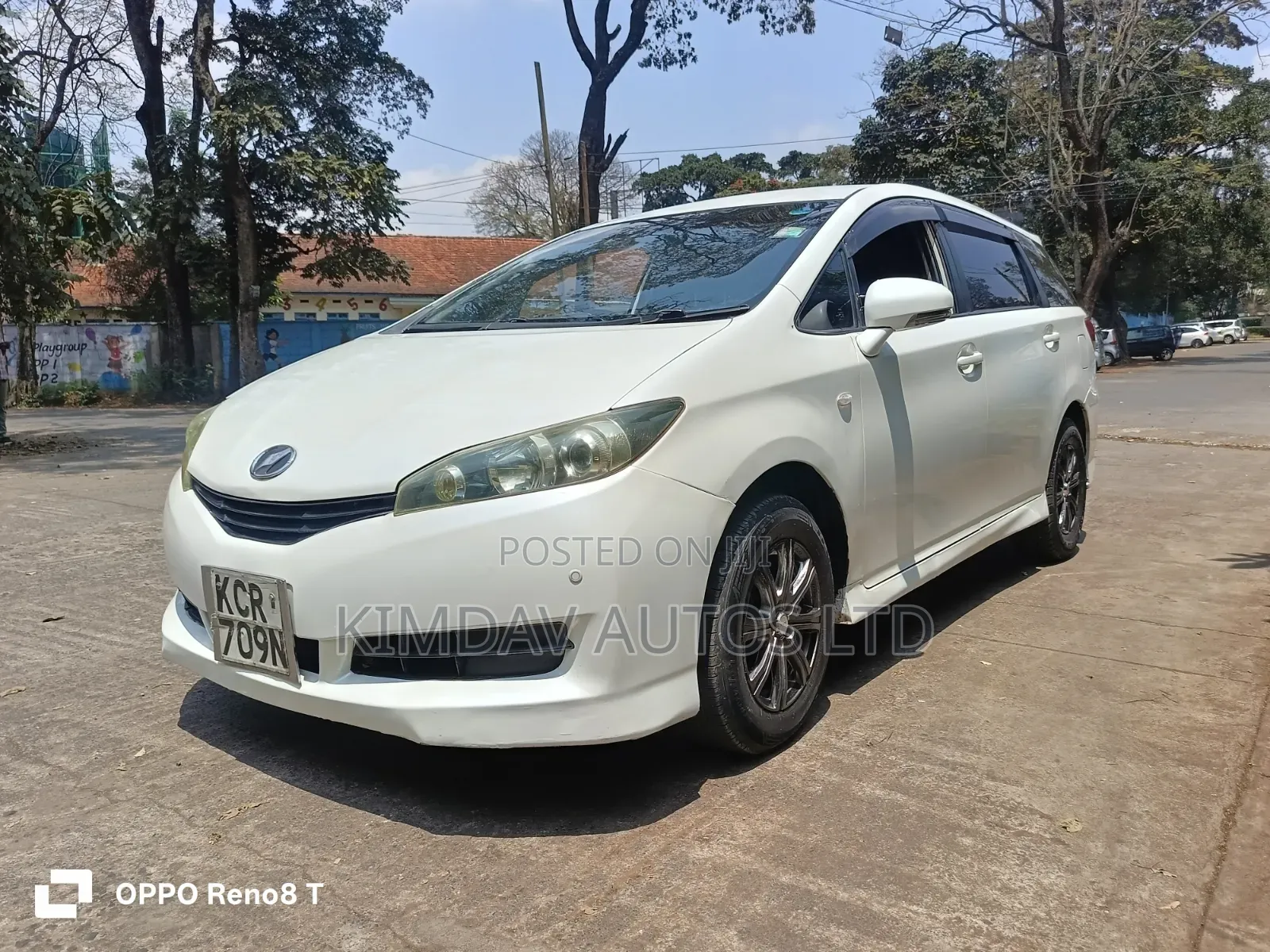 Toyota Wish 2011 White