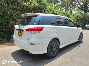Toyota Wish 2011 White
