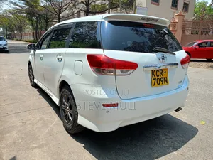 Toyota Wish 2011 White