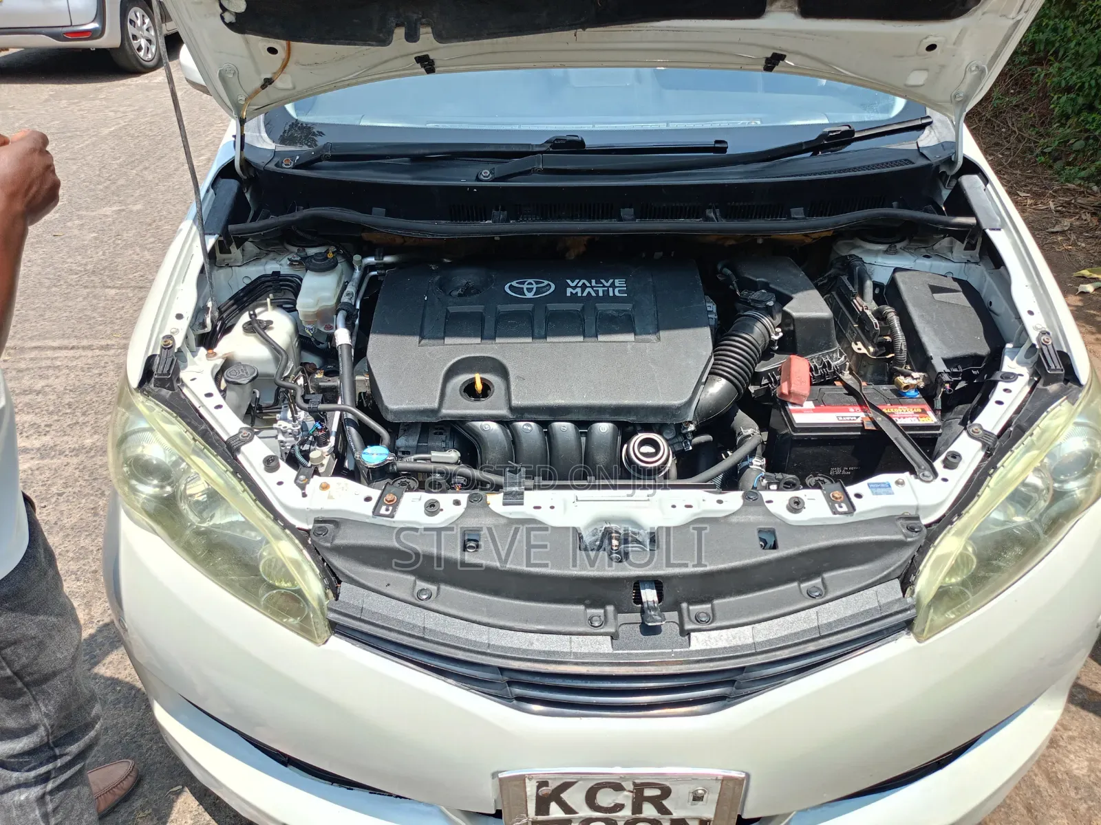 Toyota Wish 2011 White