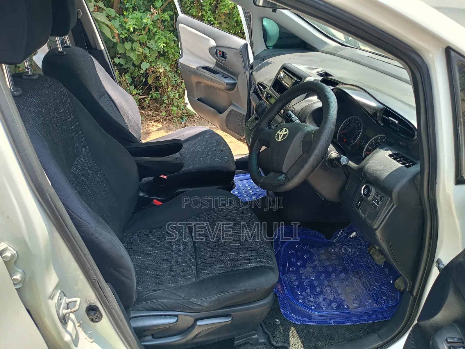 Toyota Wish 2011 White
