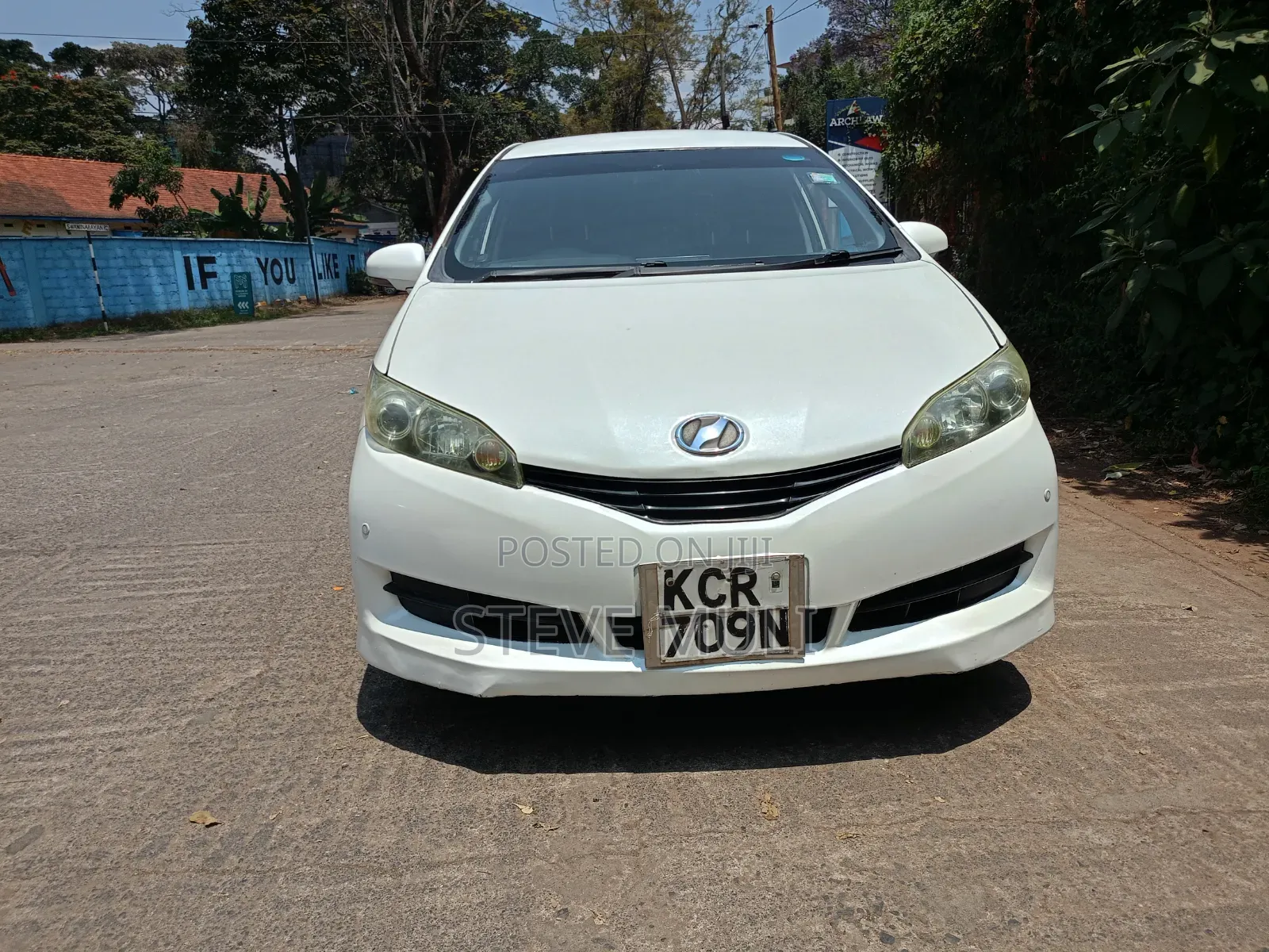 Toyota Wish 2011 White