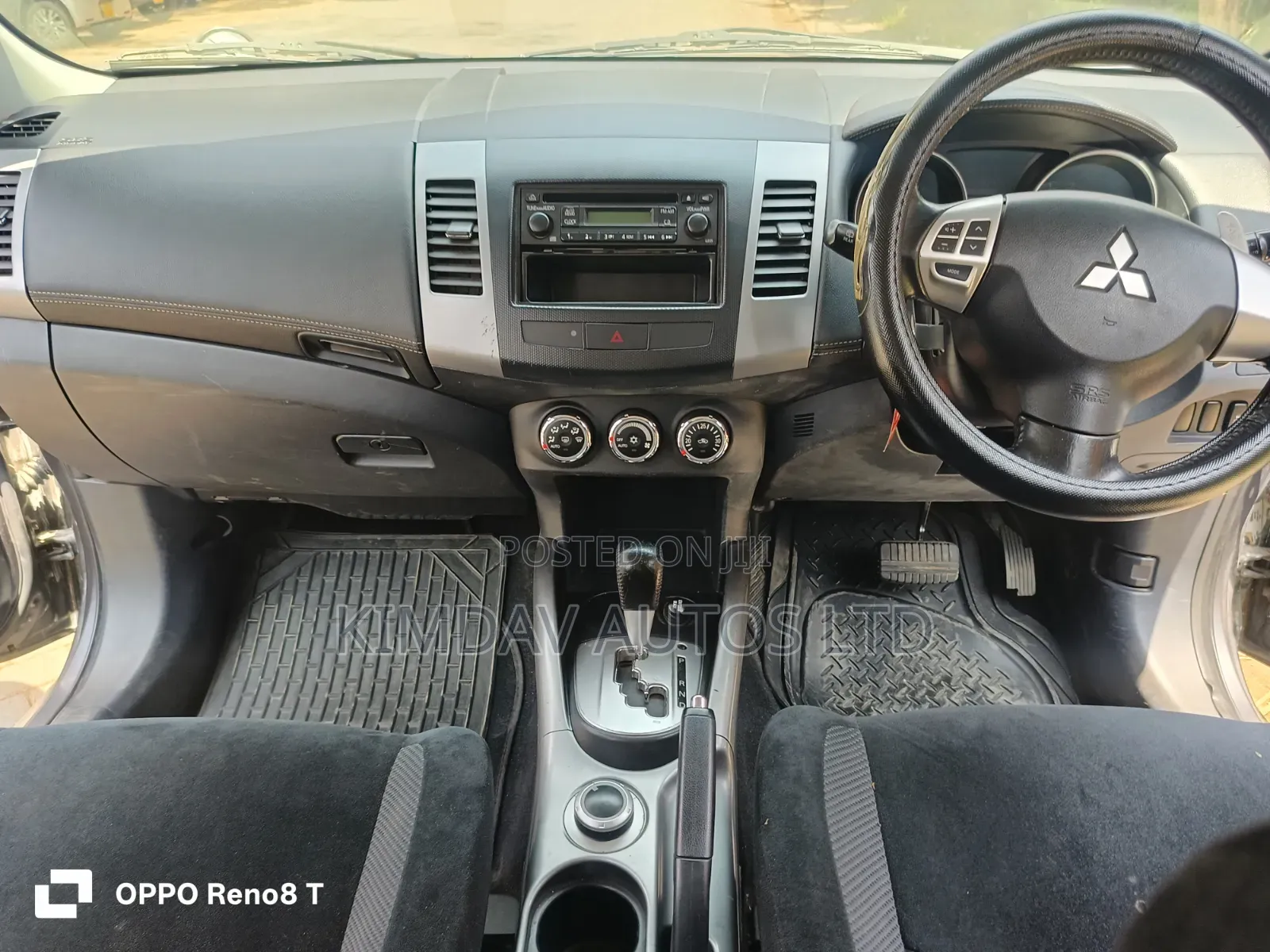 Mitsubishi Outlander 2011 Gray