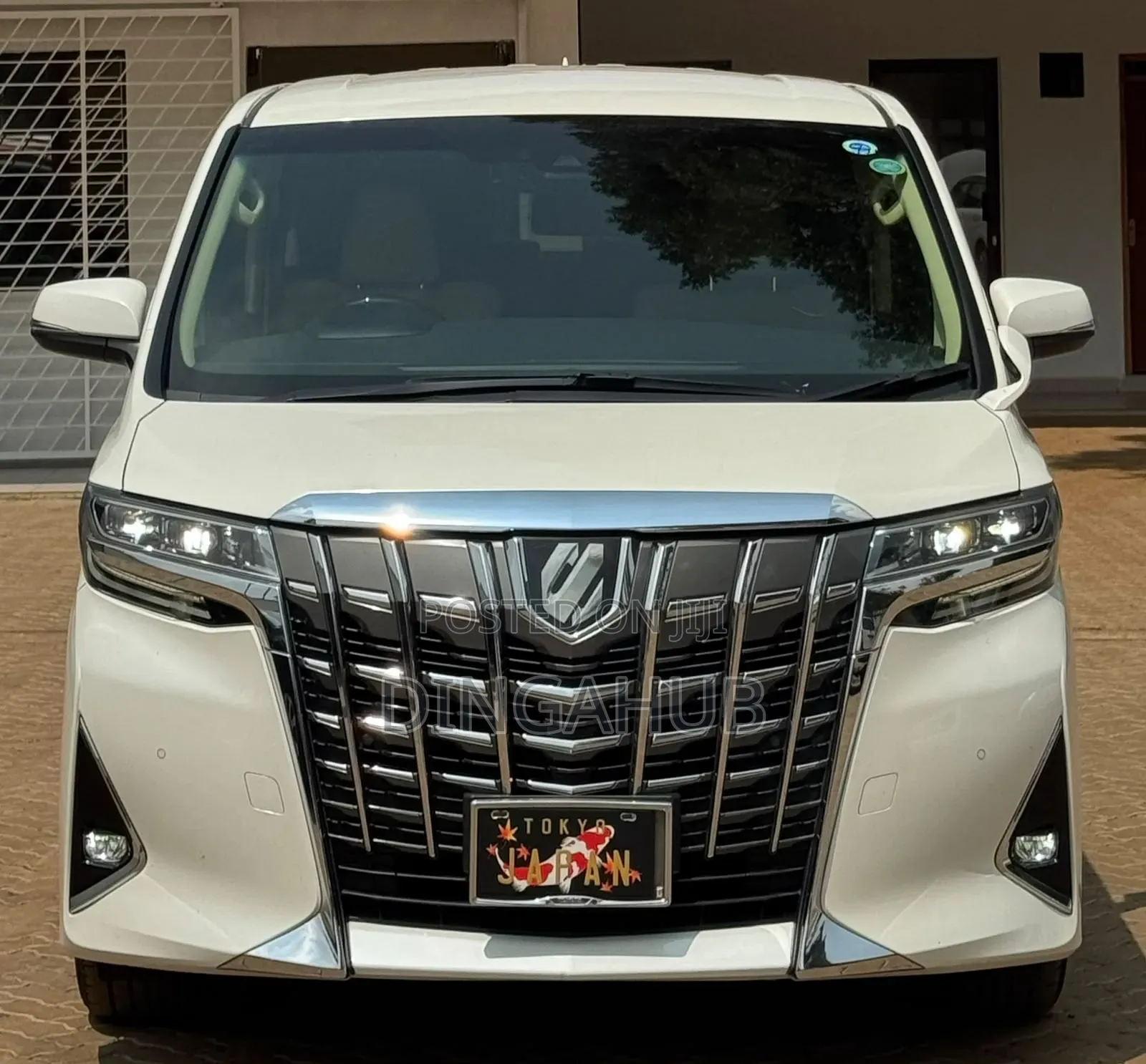 Toyota Alphard 2019 White