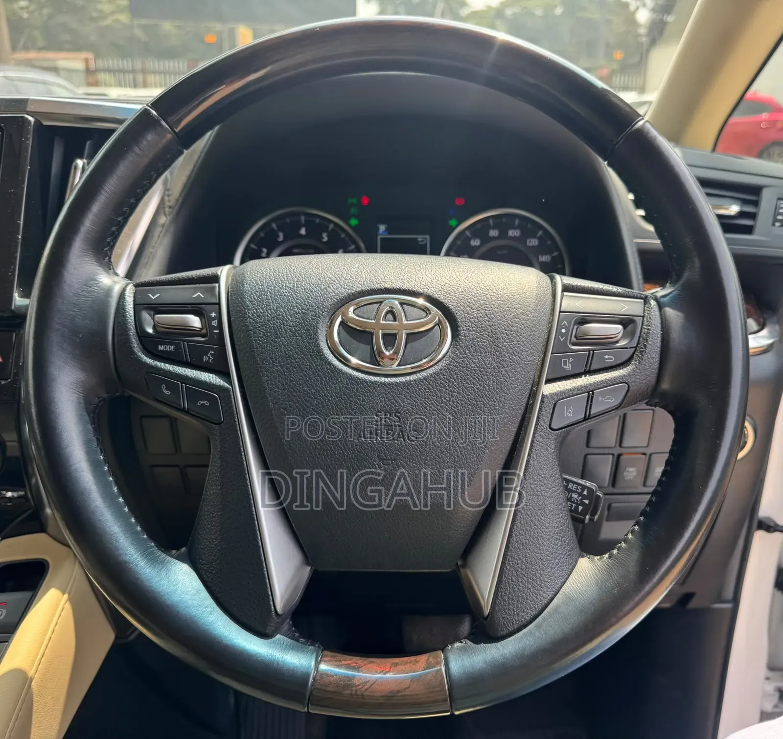 Toyota Alphard 2019 White