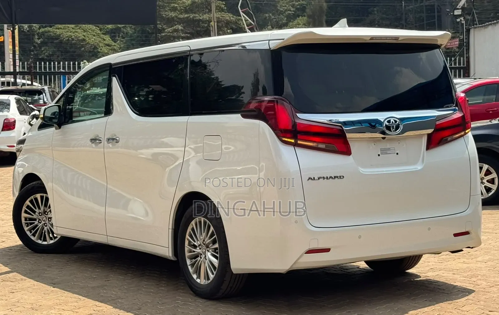 Toyota Alphard 2019 White