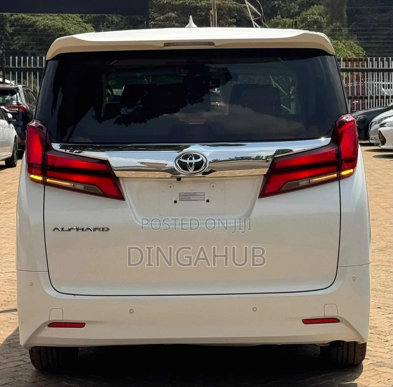 Toyota Alphard 2019 White