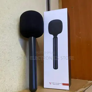Black Professional Handheld Grip for Content Creation Mic
