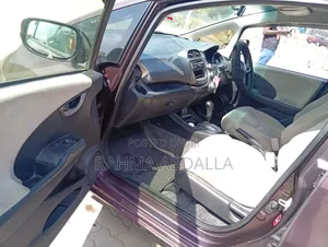 Honda Fit 2012 Maroon