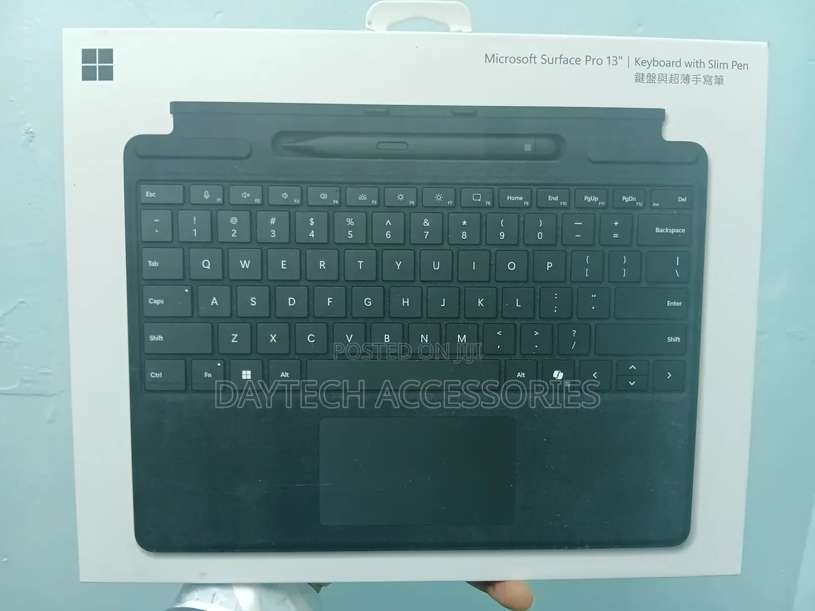 The Microsoft Surface Pro 13'' Flex/Signature Keyboard With Slim Pen