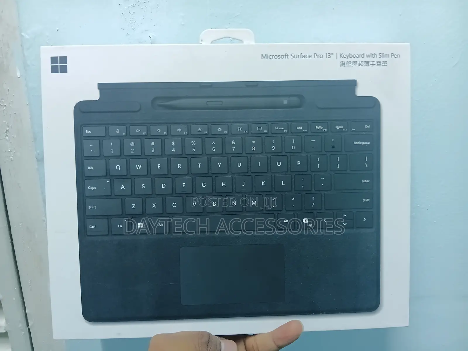 The Microsoft Surface Pro 13'' Flex/Signature Keyboard With Slim Pen