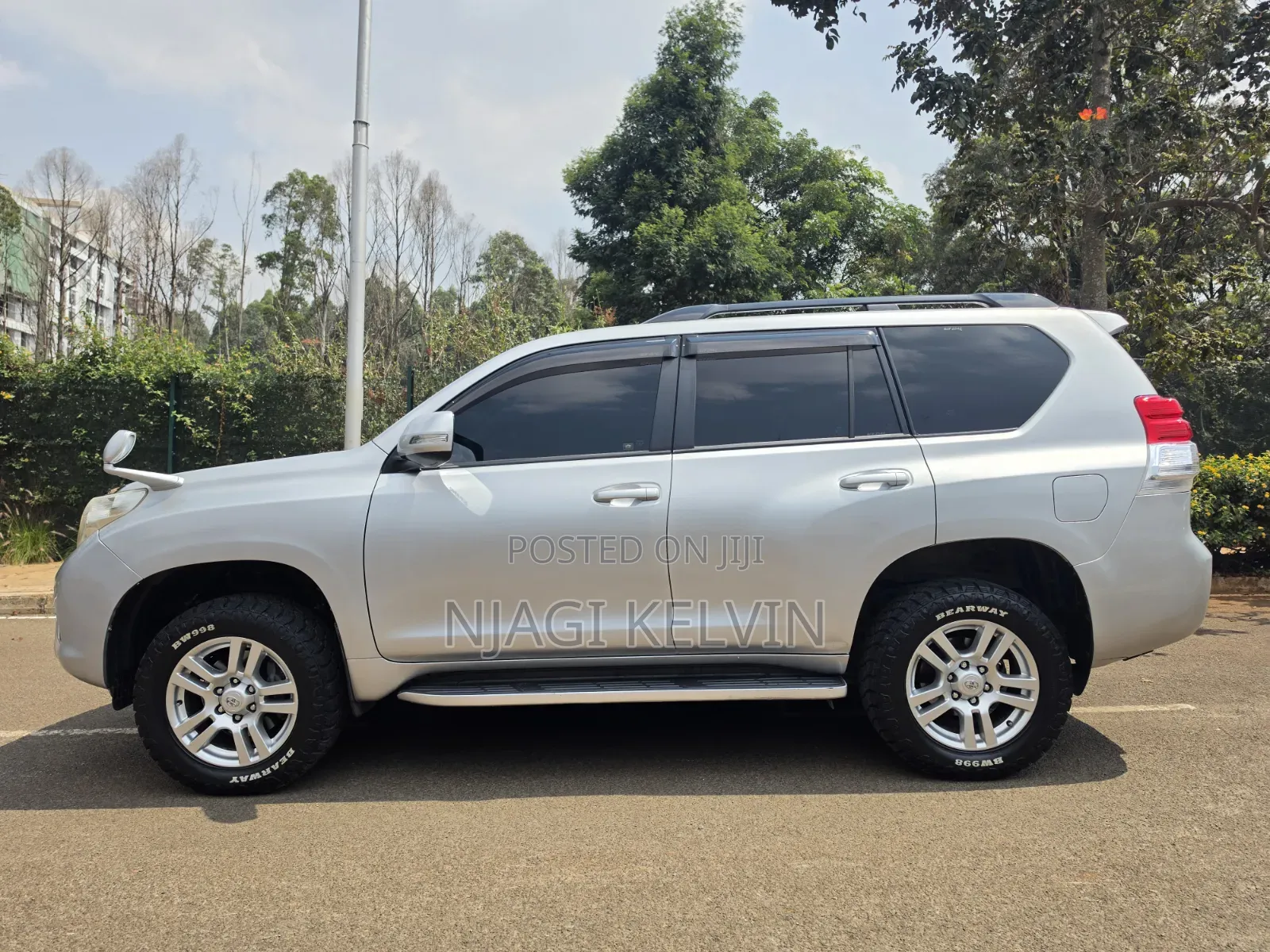Toyota Land Cruiser Prado 4.0 Petrol TZ-G 2011 Silver