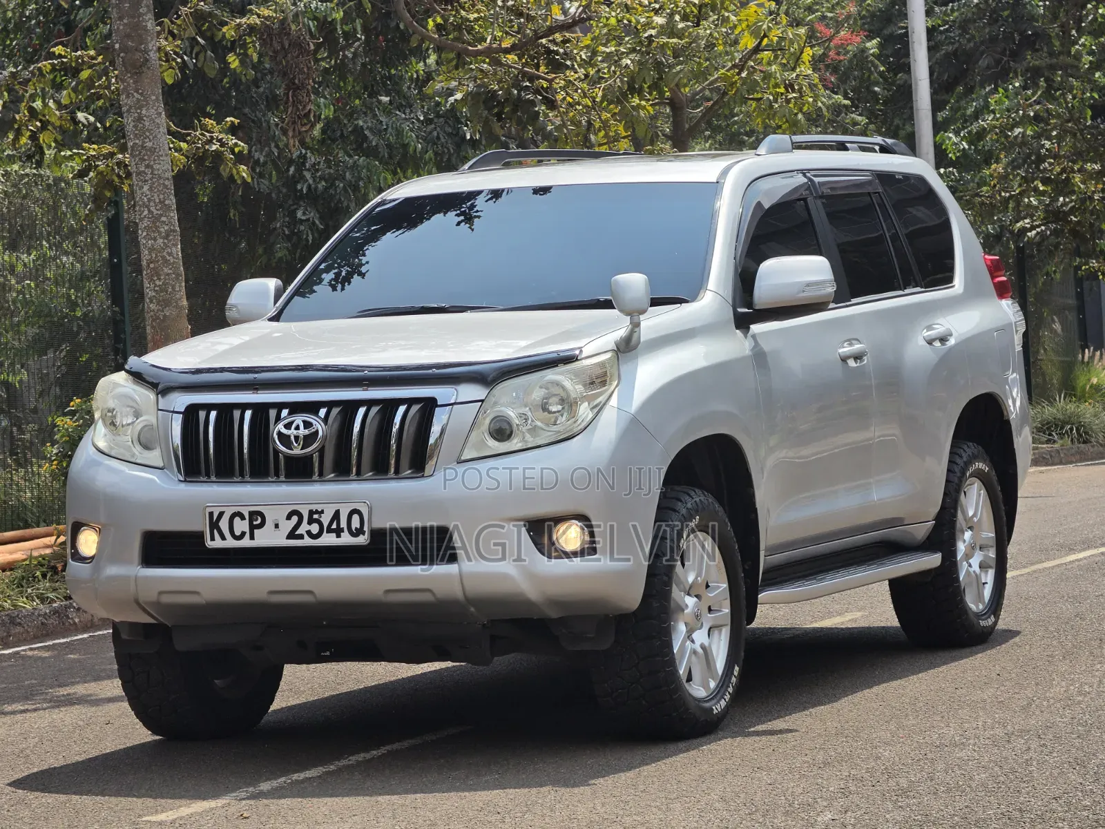 Toyota Land Cruiser Prado 4.0 Petrol TZ-G 2011 Silver