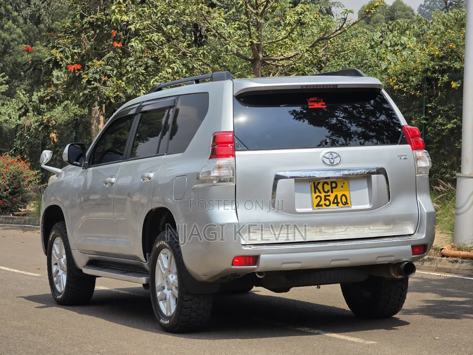 Toyota Land Cruiser Prado 4.0 Petrol TZ-G 2011 Silver