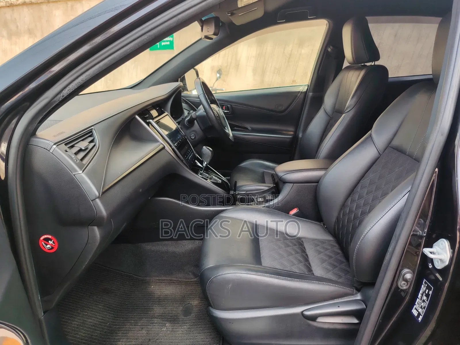 Toyota Harrier 2.0 2020