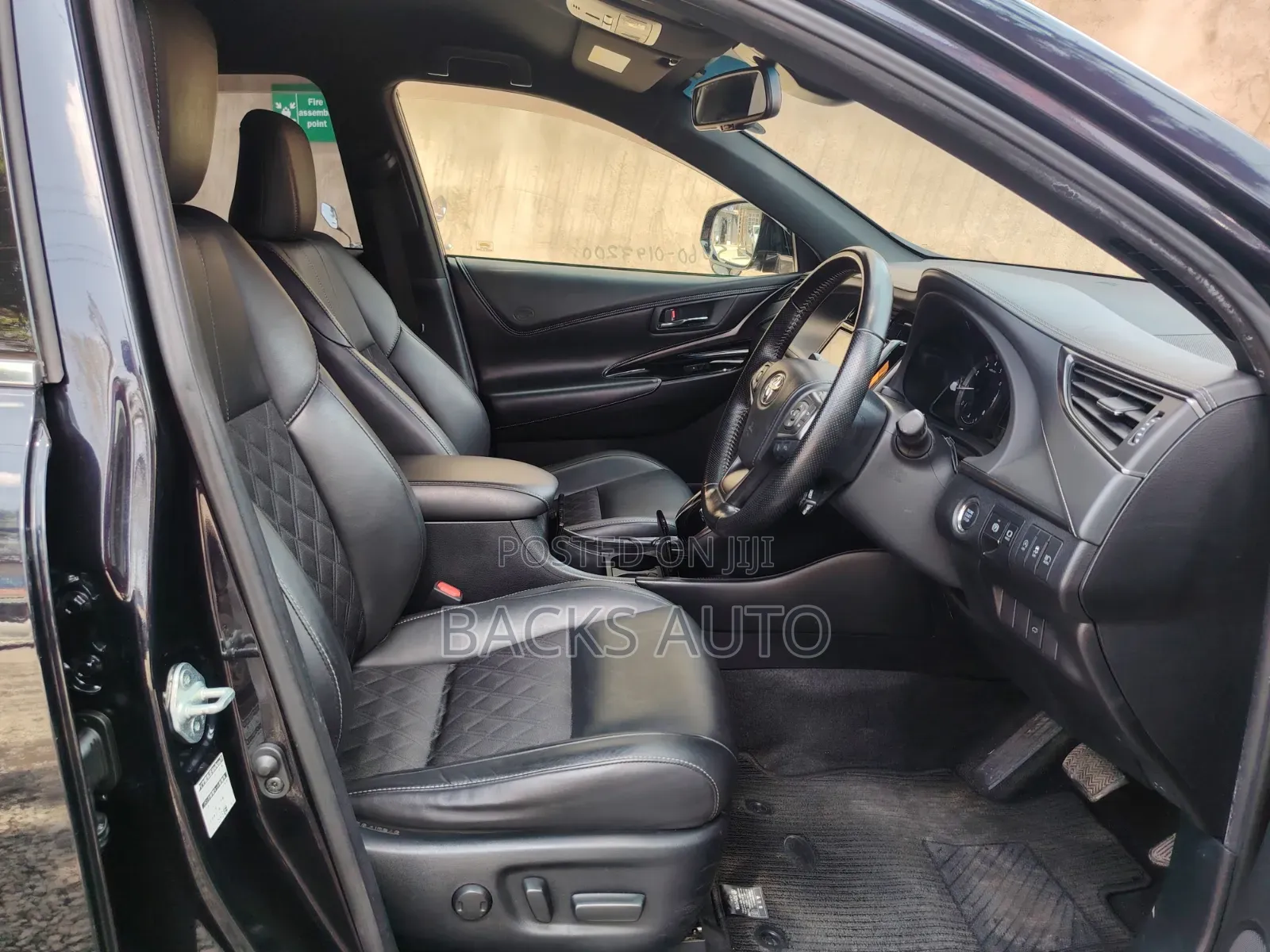 Toyota Harrier 2.0 2020