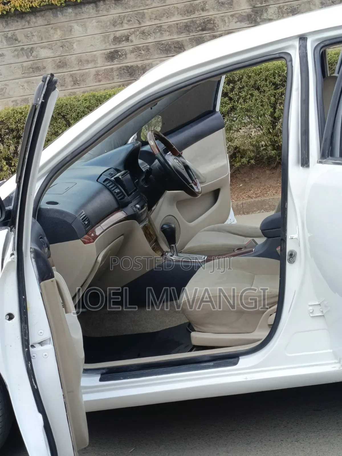 Toyota Corolla 2003 White